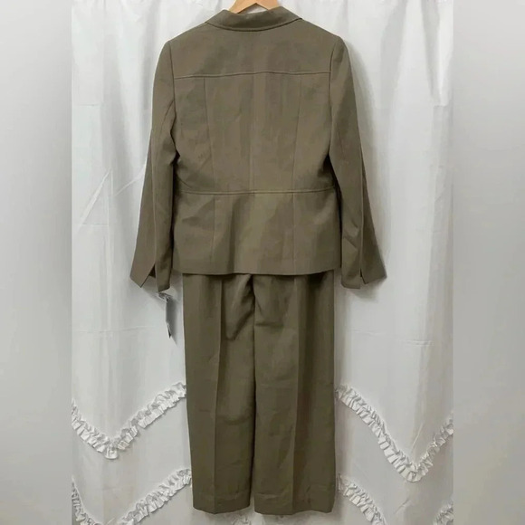 Women’s LeSuit 2 Piece Pant Suit Set Size 10 Tan NEW WITH TAGS - Picture 5 of 13